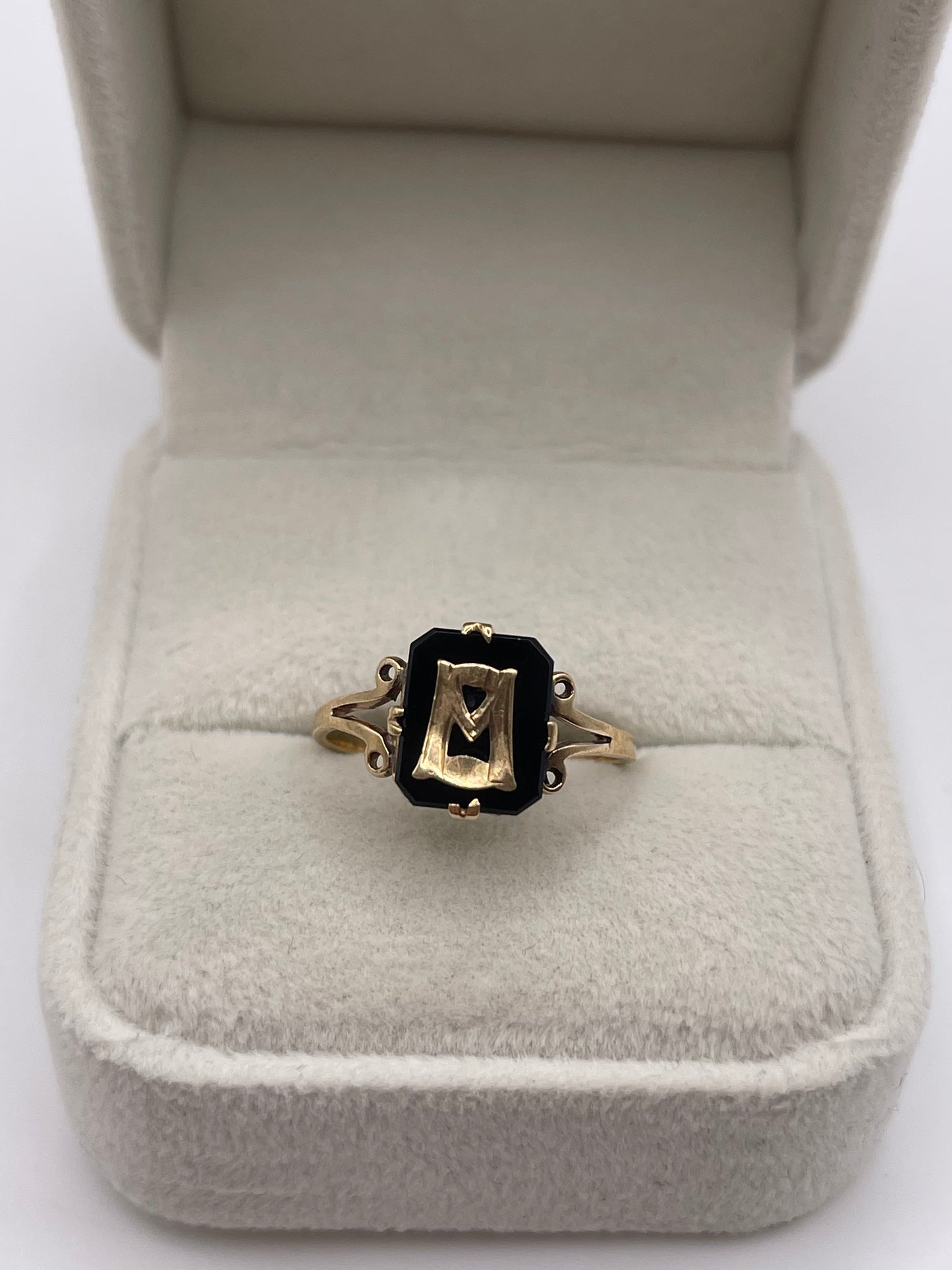 9ct gold onyx initial ring