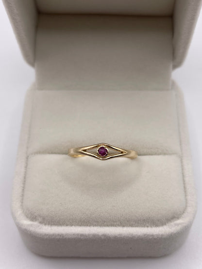 9ct gold ruby ring