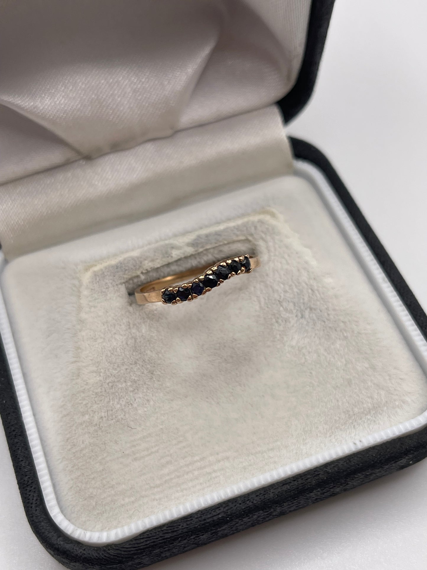 9ct rose gold sapphire ring