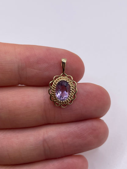 9ct gold amethyst pendant