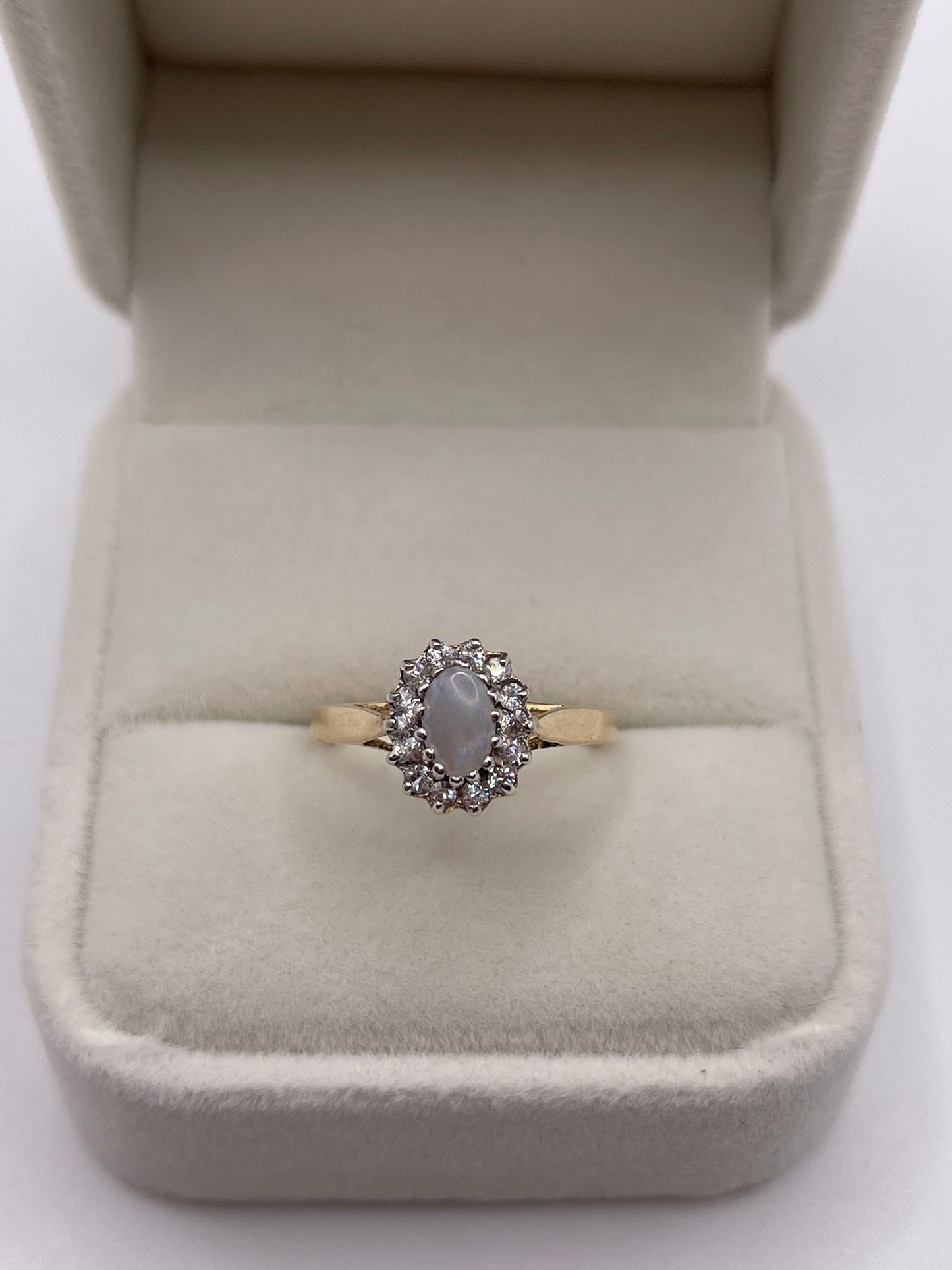 9ct gold opal and cz ring