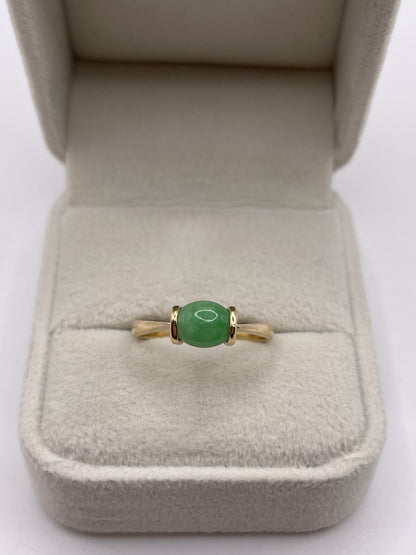 9ct gold jade ring
