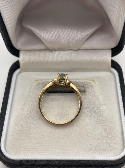 9ct gold topaz and diamond ring