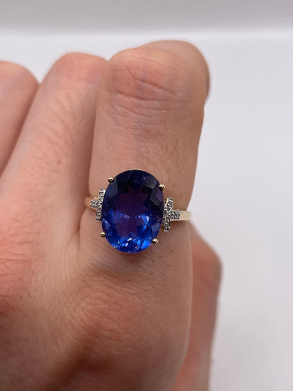 9ct gold fluorite and diamond ring