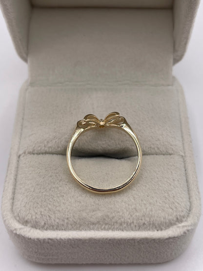 9ct gold bow ring
