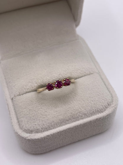 9ct gold ruby ring