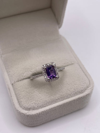 9ct white gold amethyst and diamond ring