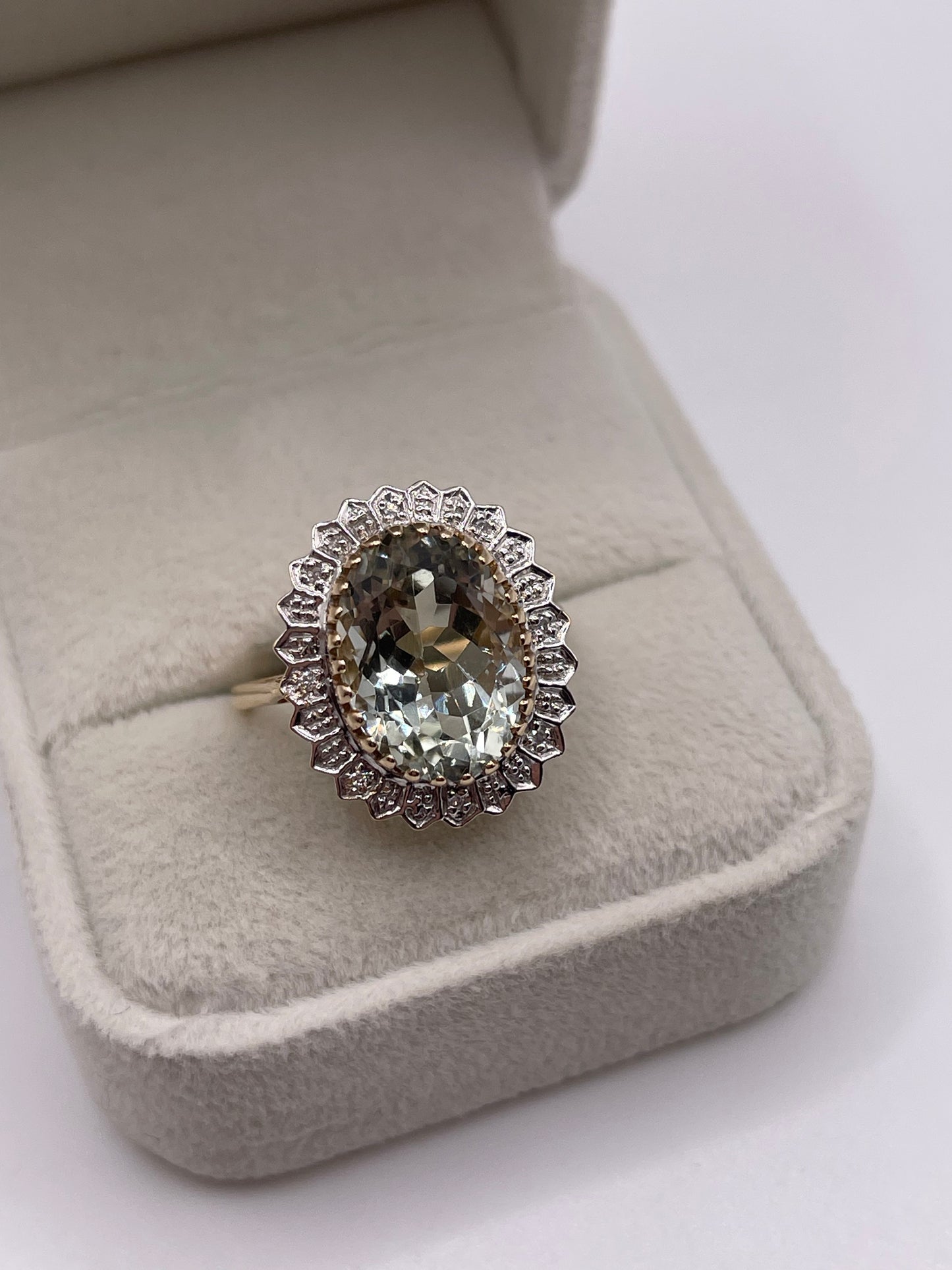 9ct gold green amethyst and diamond ring