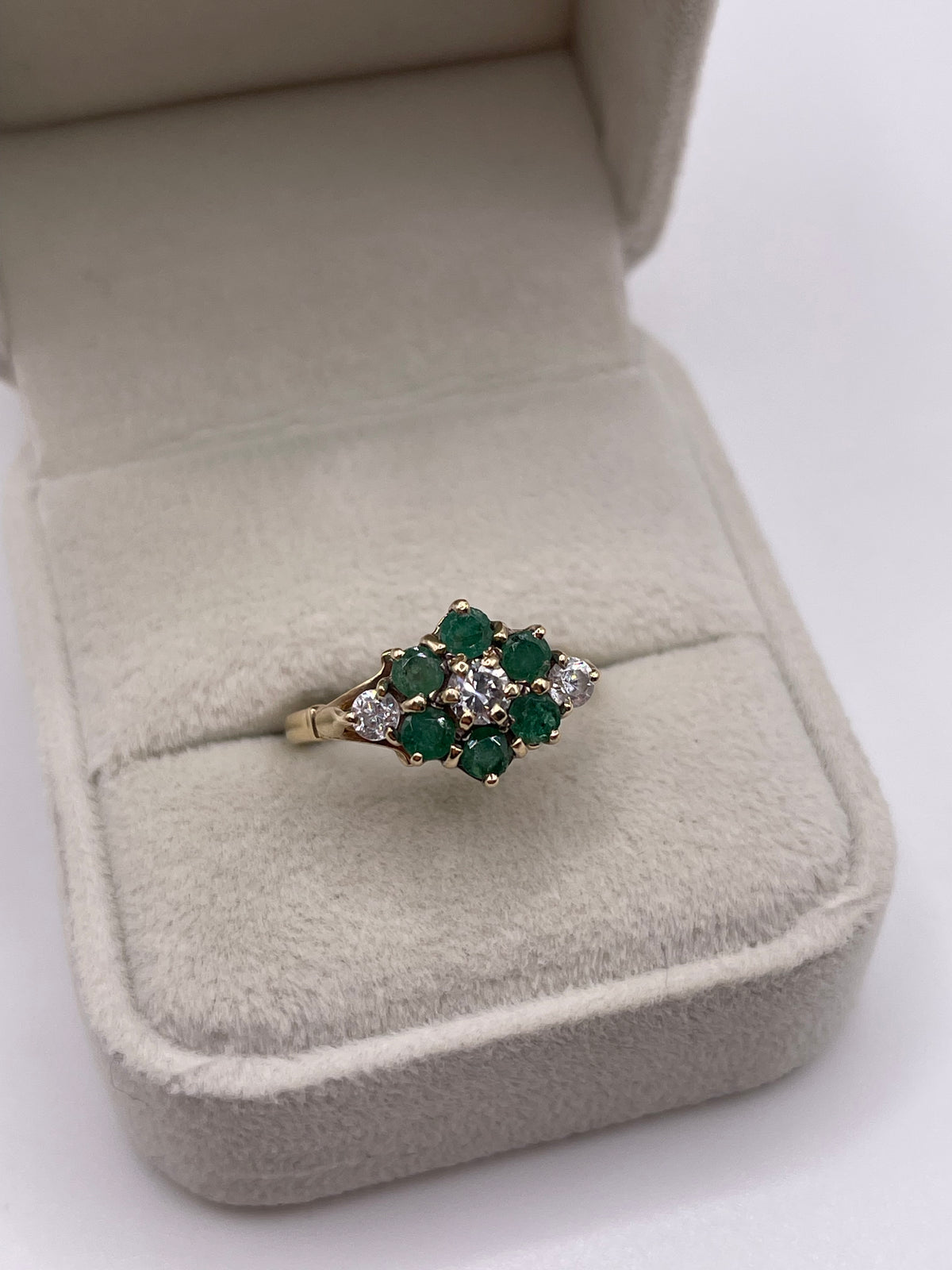 9ct gold emerald and cz ring