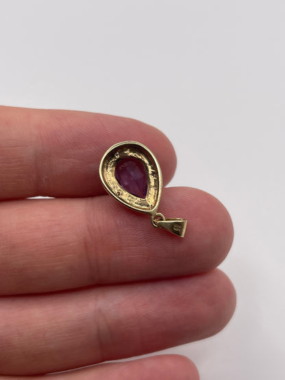 9ct gold amethyst and diamond pendant