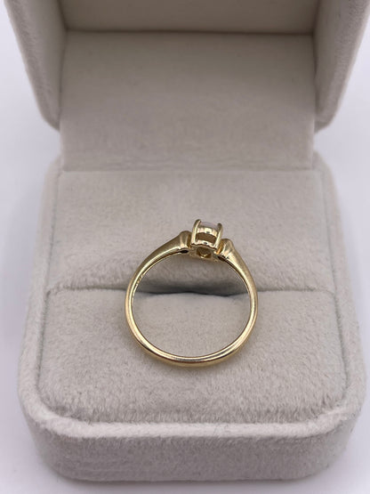 9ct gold opal ring