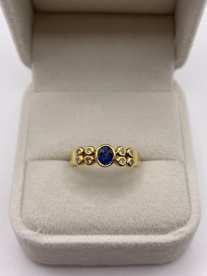 18ct gold sapphire and diamond ring