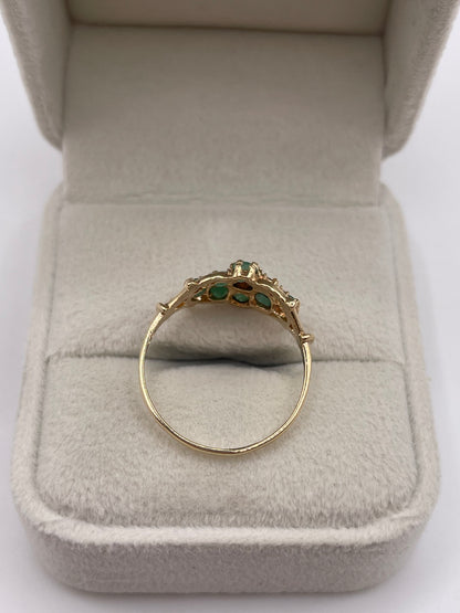 9ct gold emerald cluster ring