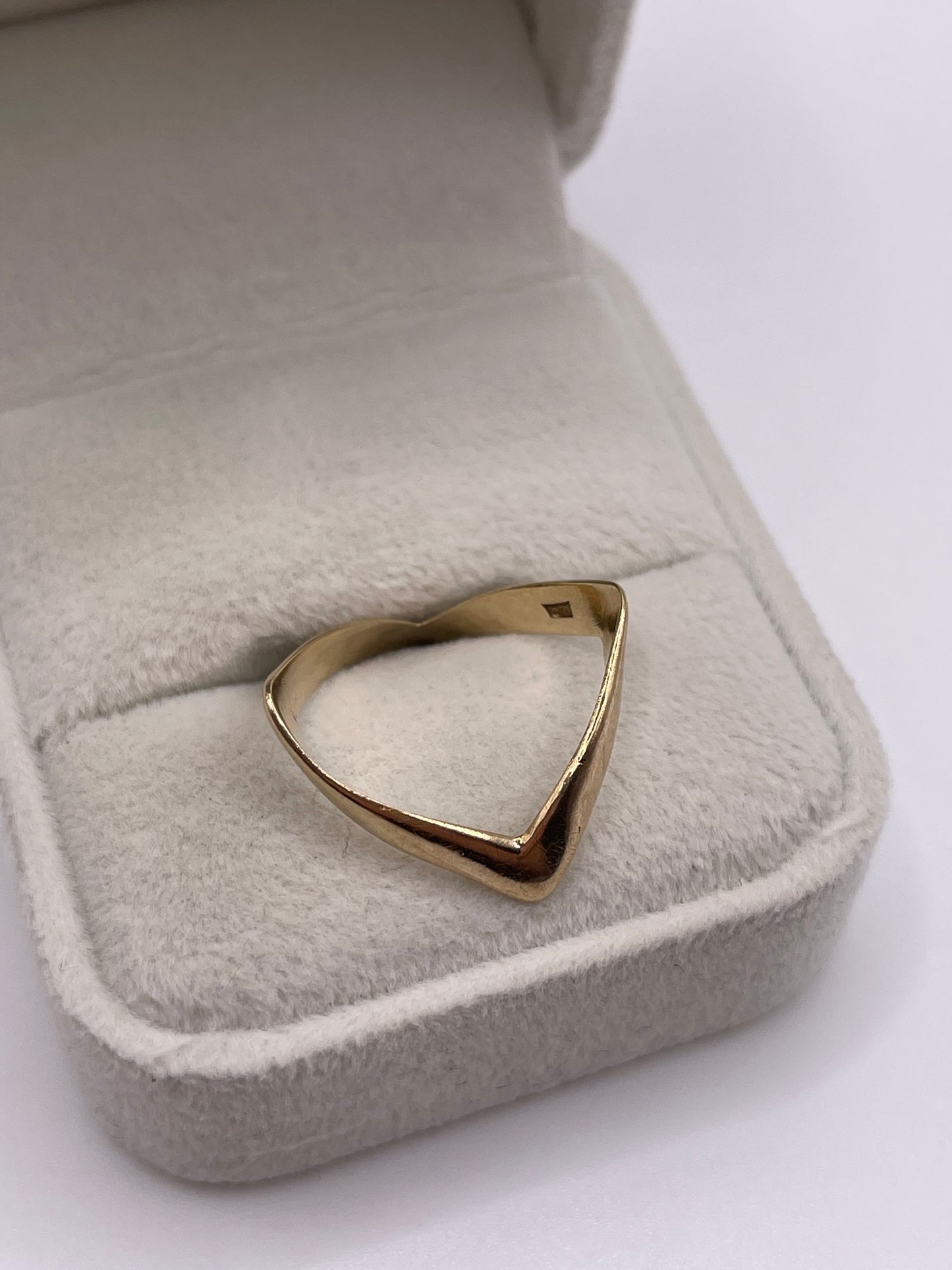 9ct gold double wishbone ring
