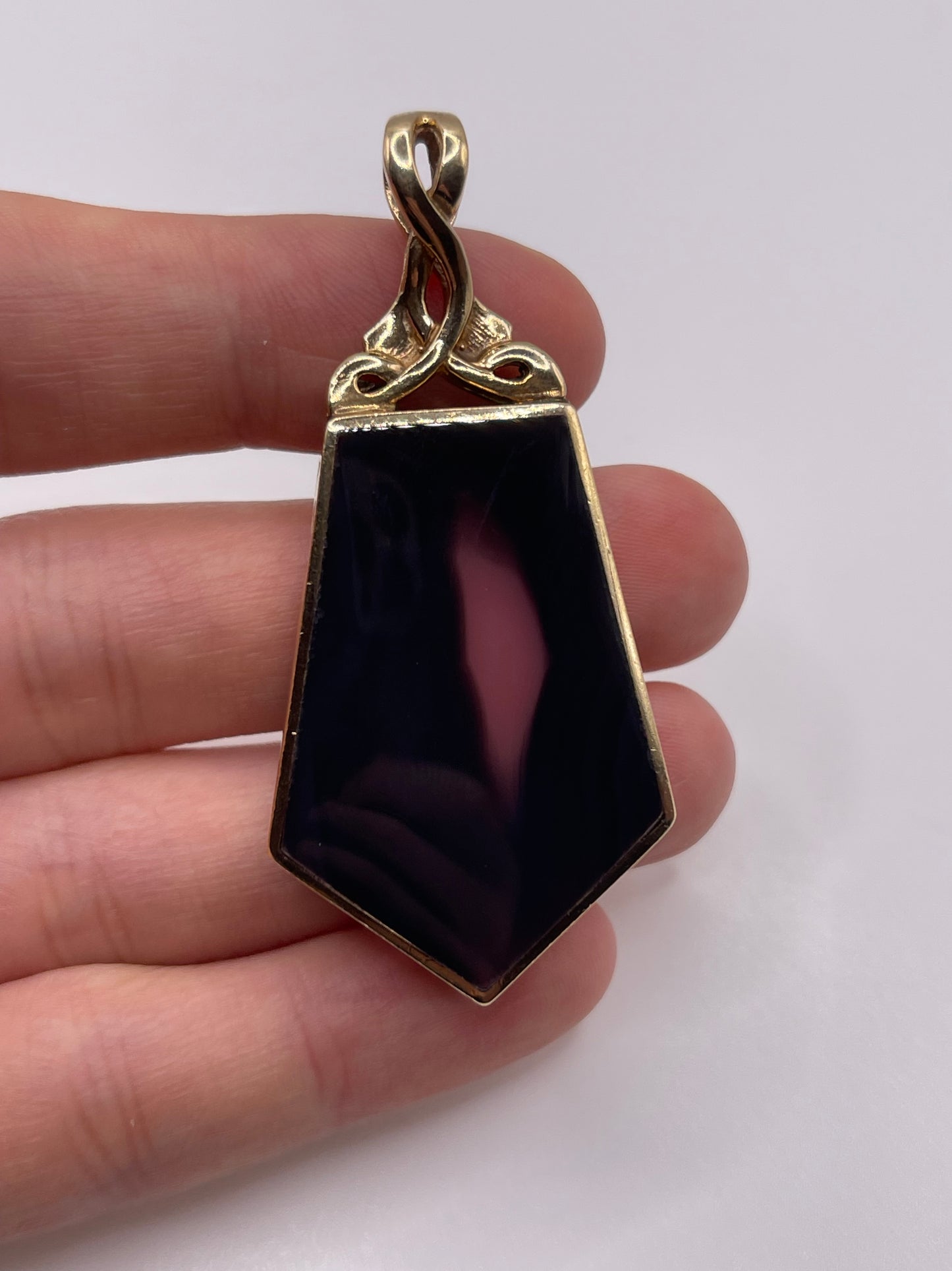 DSW 9ct gold agate fob