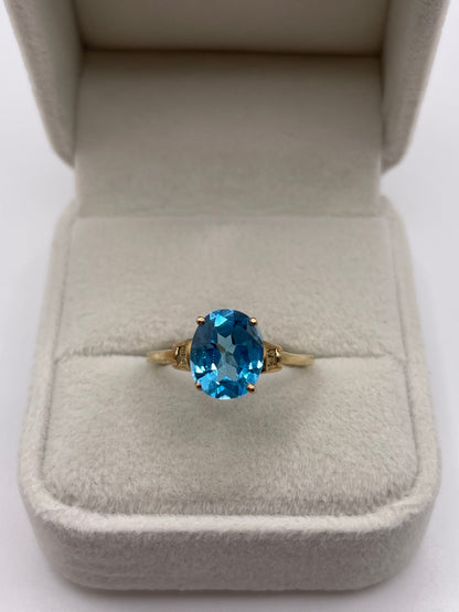 9ct gold blue topaz ring