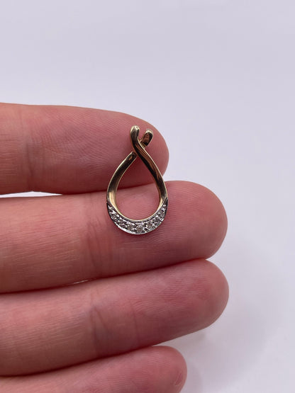 9ct gold diamond pendant
