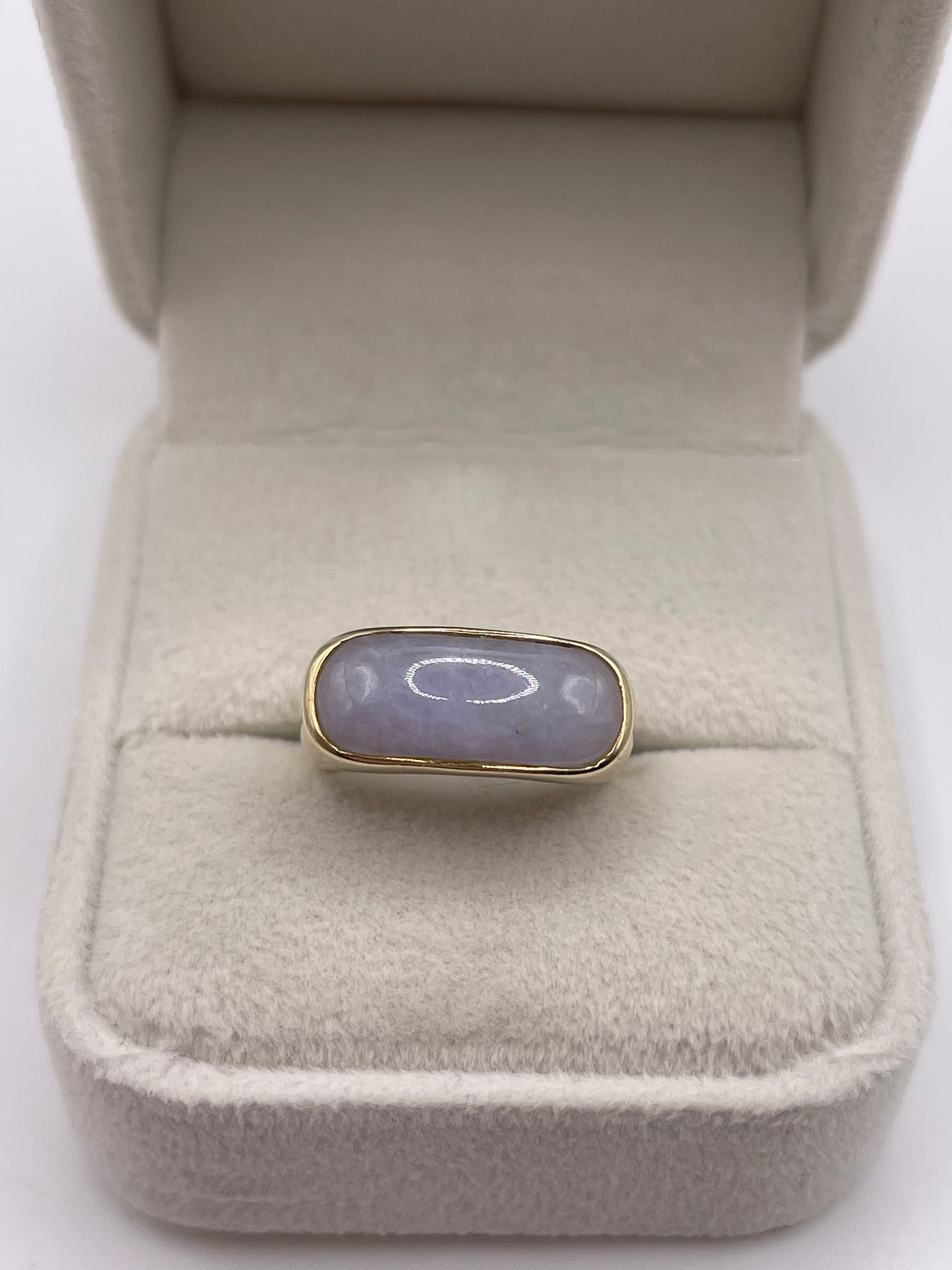 9ct gold jade ring