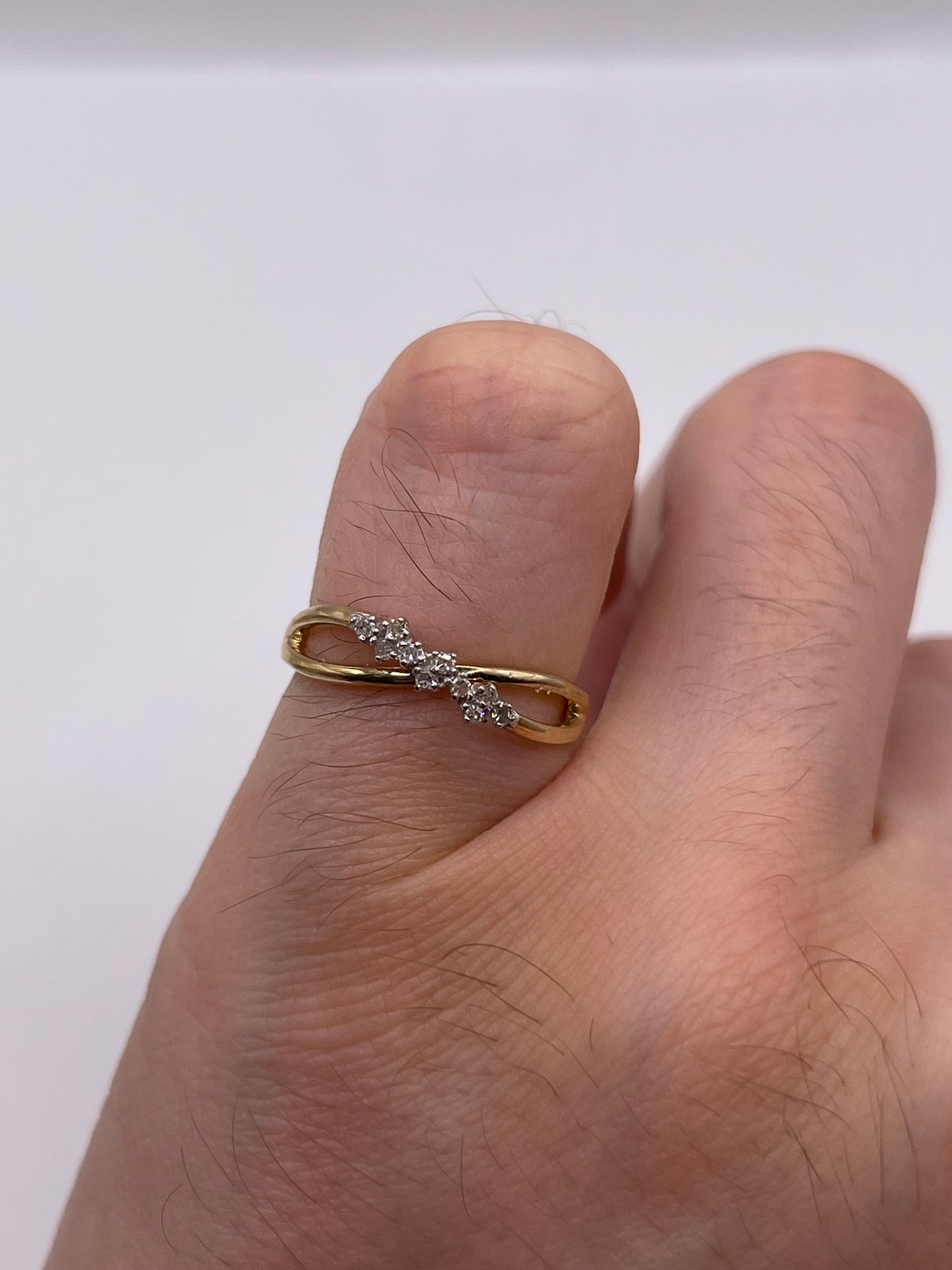 9ct gold diamond cluster ring