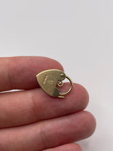 Load image into Gallery viewer, 9ct gold padlock 45
