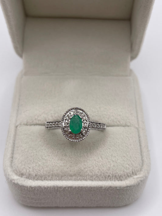 9ct white gold emerald and diamond ring