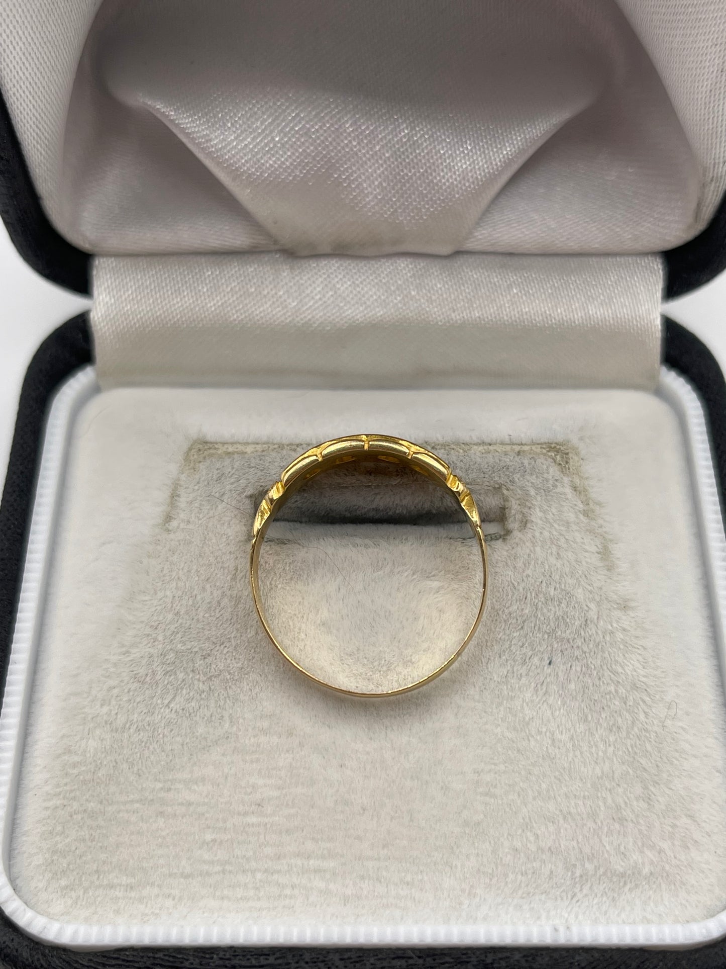 Antique 18ct gold diamond ring