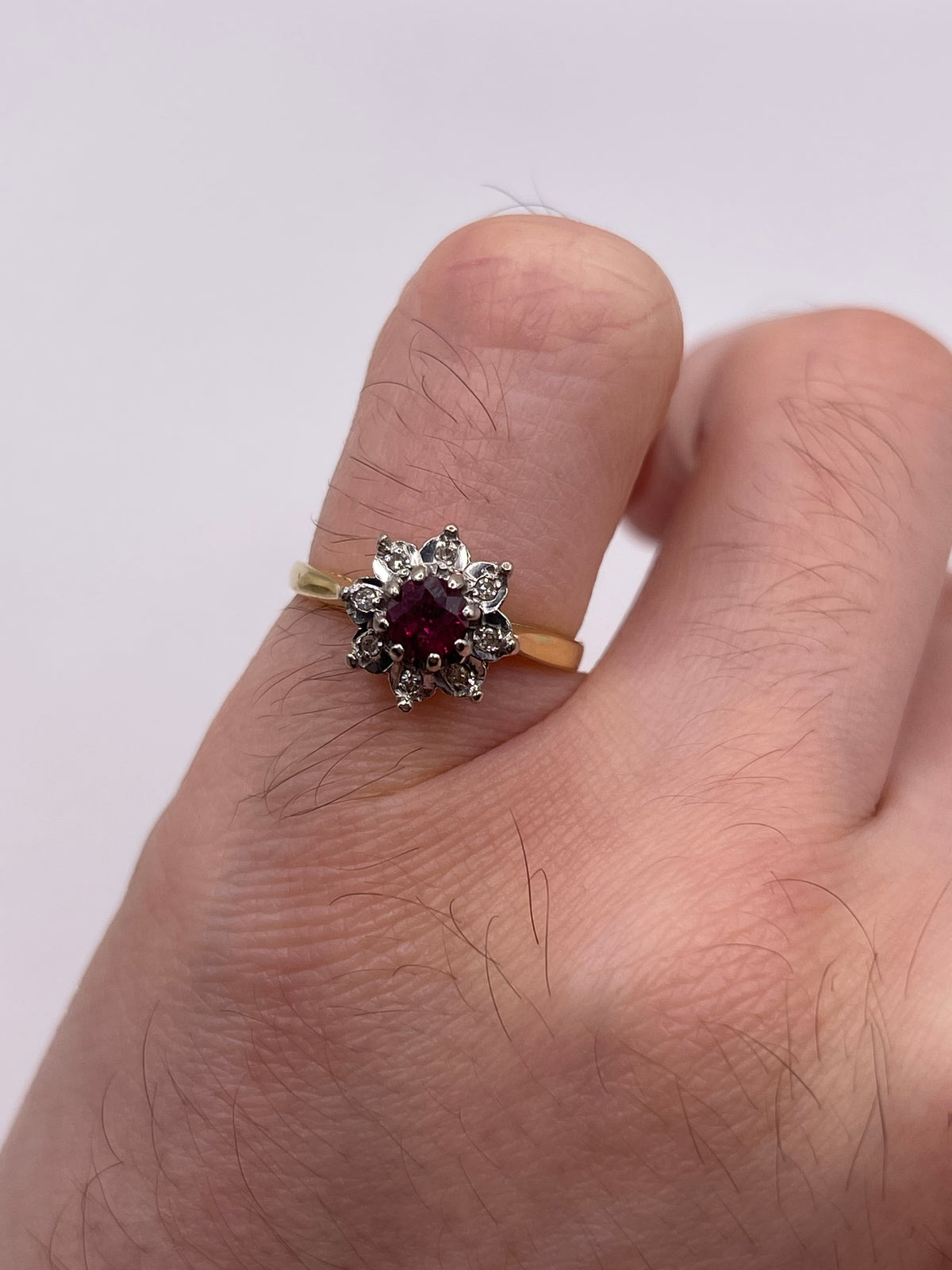 18ct gold ruby and diamond ring