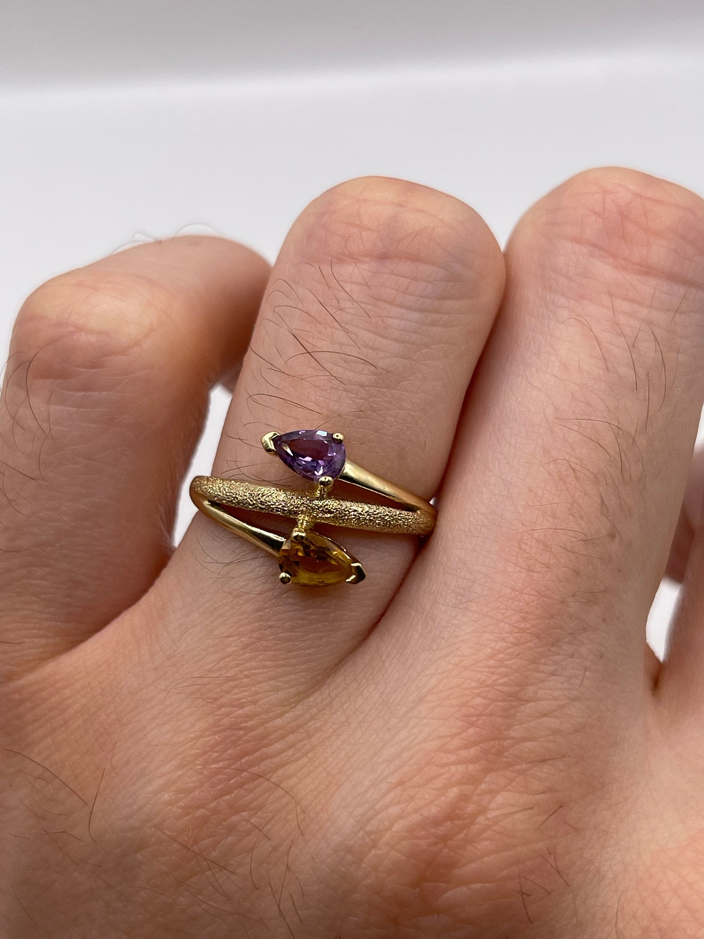9ct gold citrine and amethyst ring