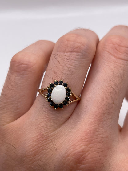 9ct gold opal and sapphire ring