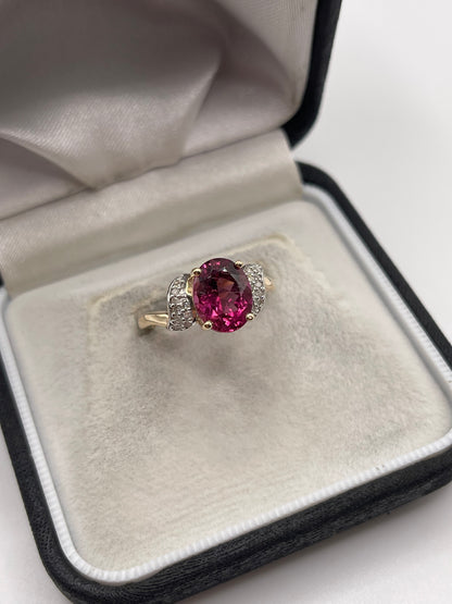 9ct gold tourmaline and diamond ring