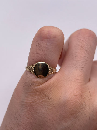 9ct gold signet ring