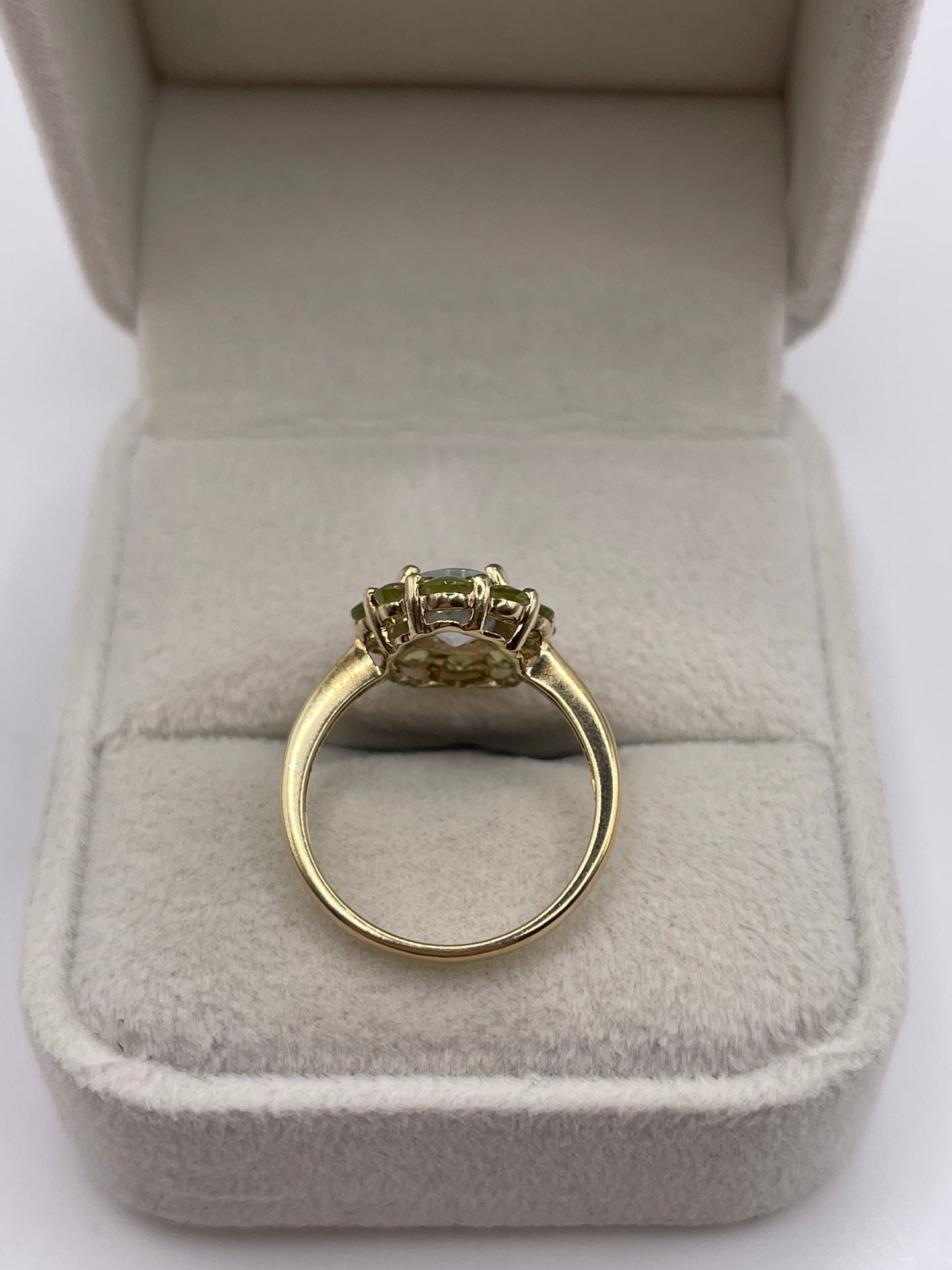 9ct gold topaz and peridot ring