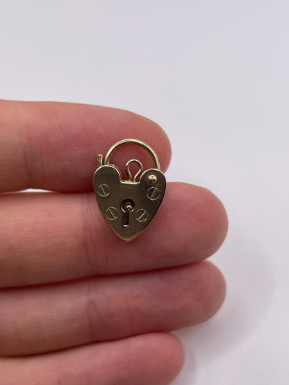 9ct gold padlock 5