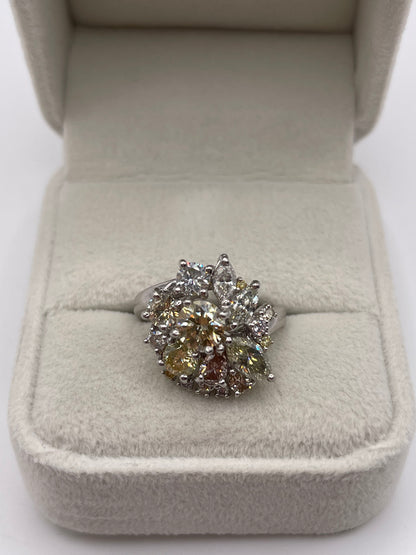 Platinum 3.01ct fancy coloured diamond ring