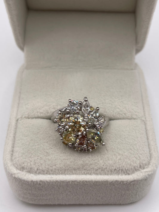 Platinum 3.01ct fancy coloured diamond ring