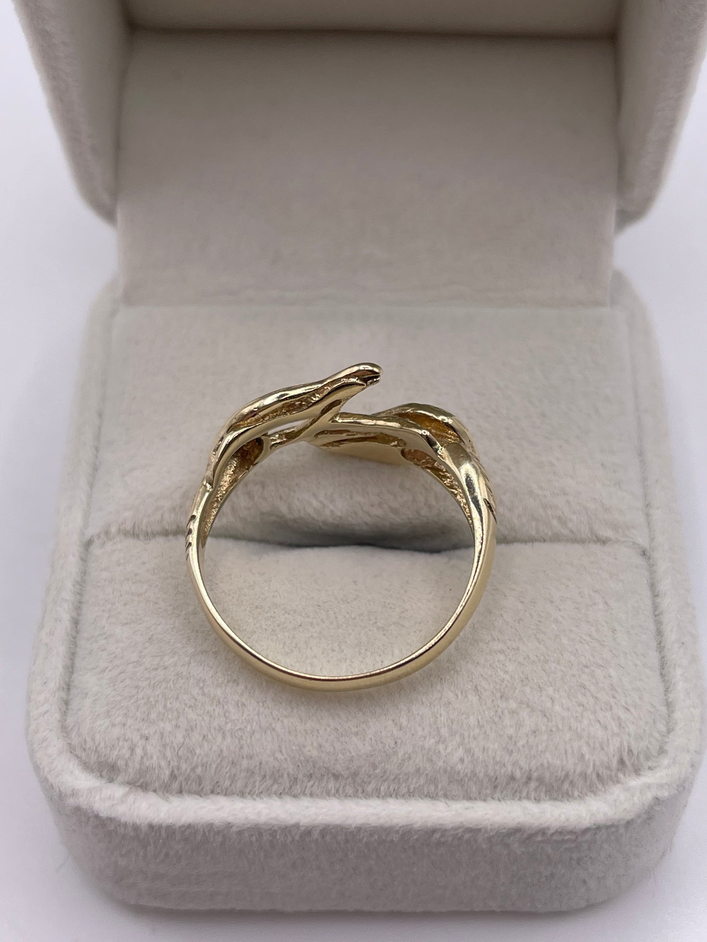 9ct gold diamond greyhound ring