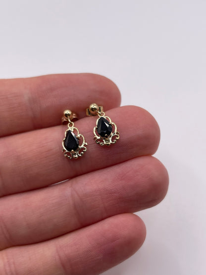 9ct gold sapphire earrings