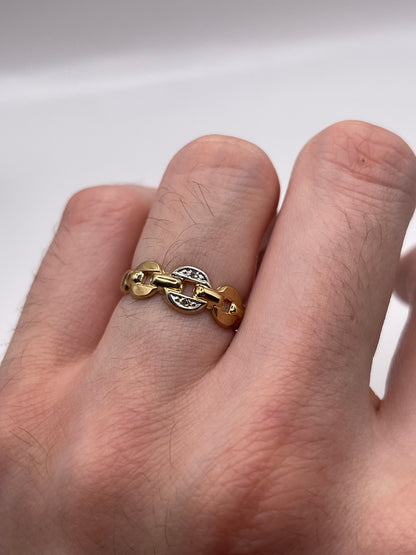 9ct gold diamond link ring