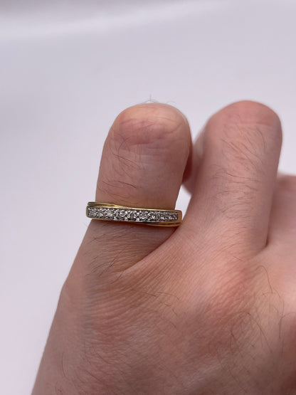 9ct gold diamond ring