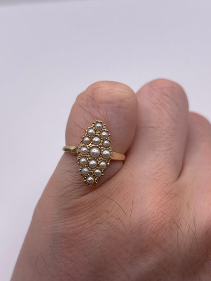 9ct gold pearl navette ring