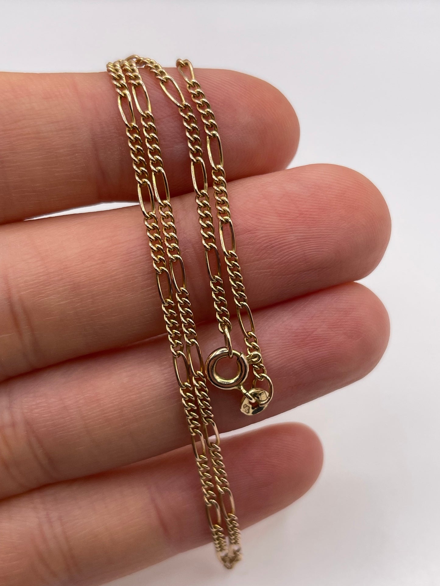 9ct gold chain 464