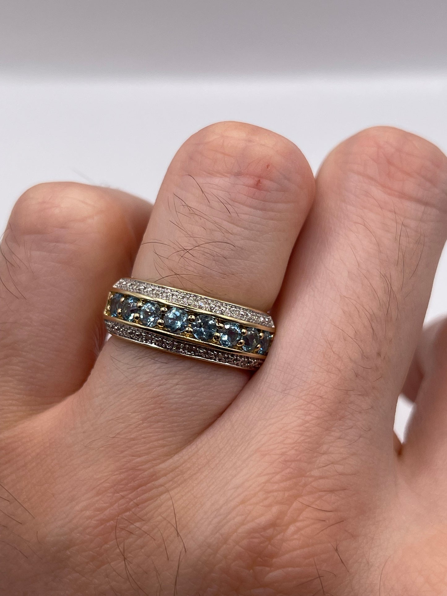 9ct gold topaz and diamond ring