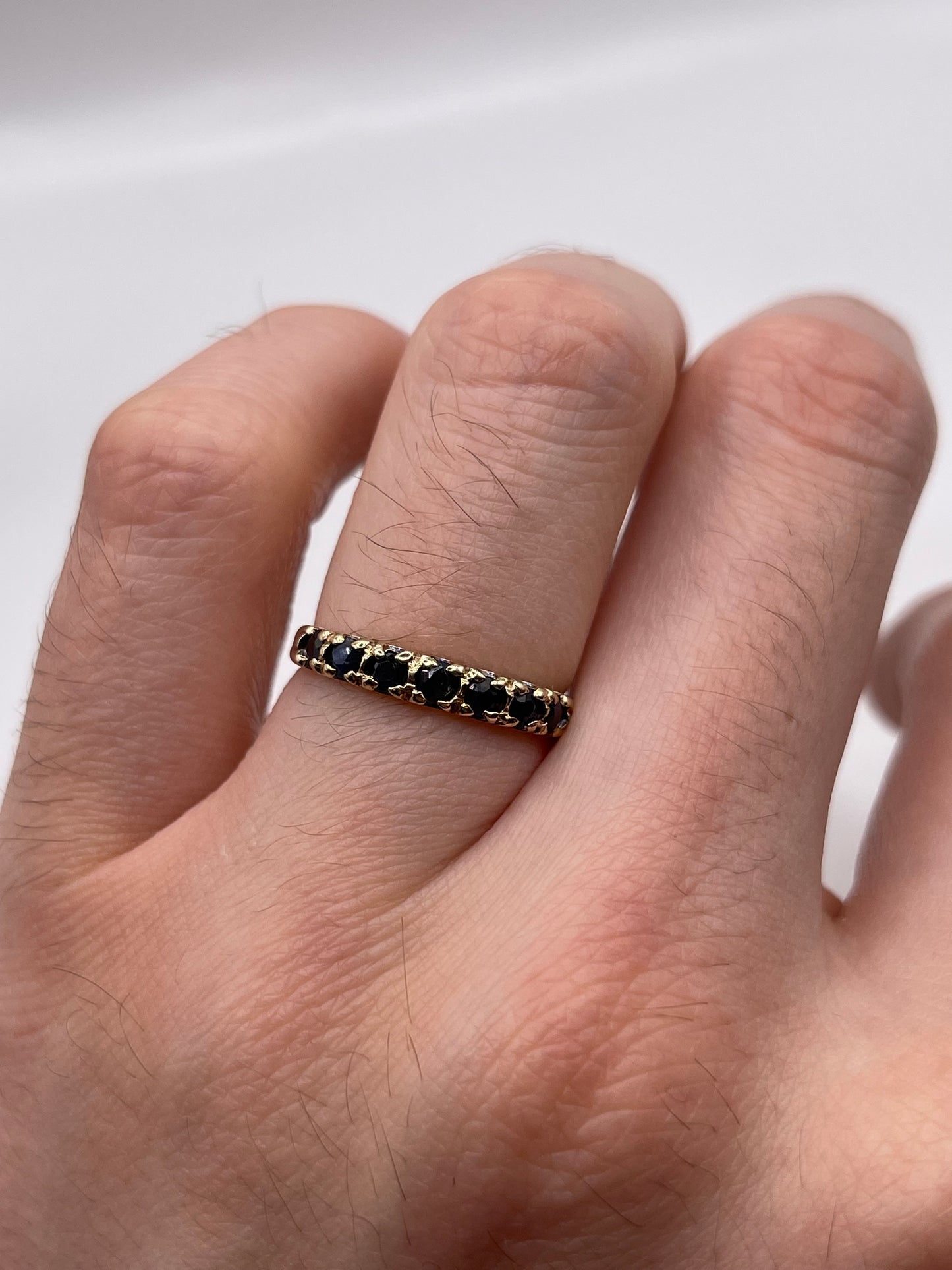 9ct gold sapphire ring