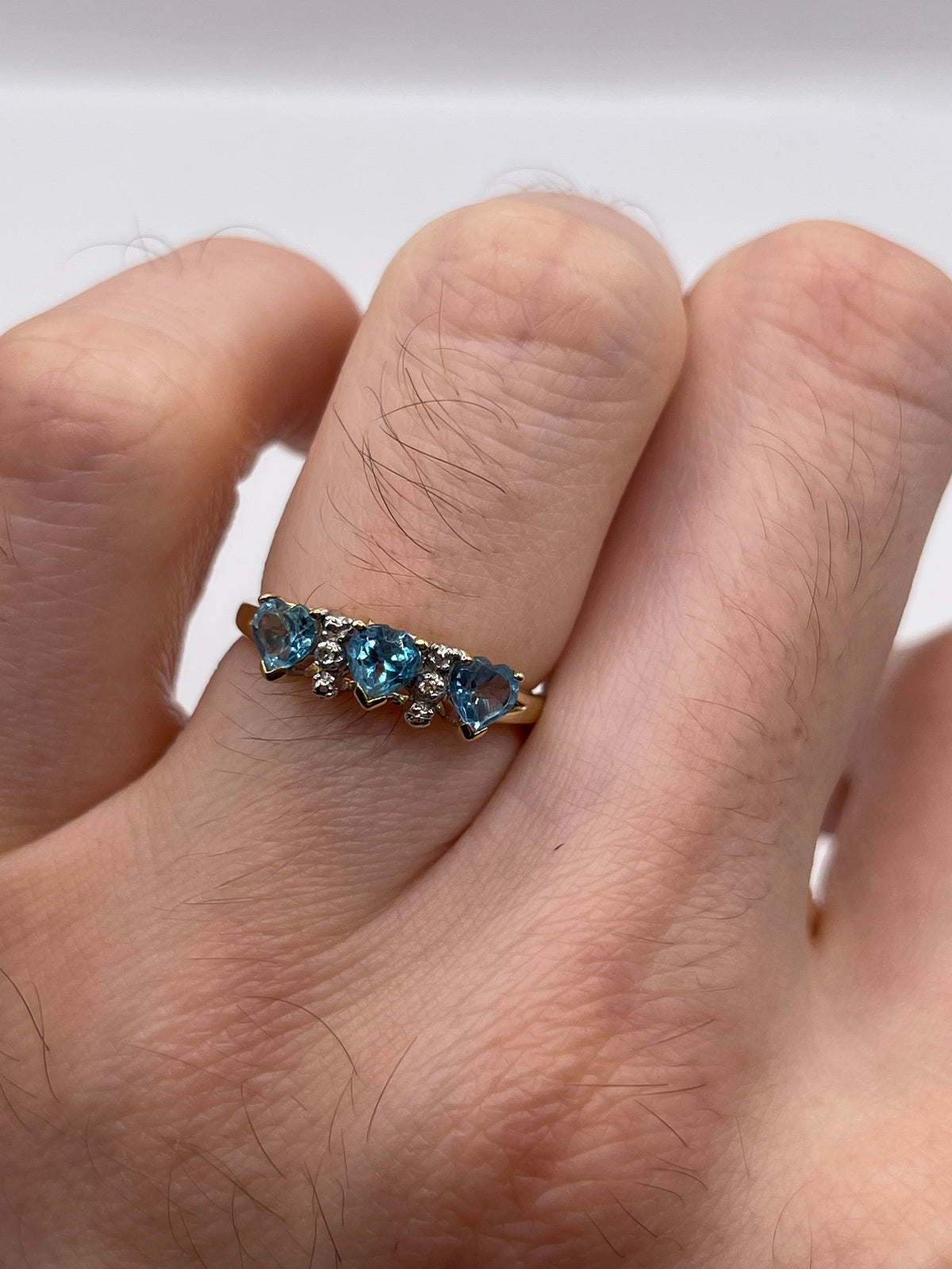 9ct gold blue topaz and diamond ring