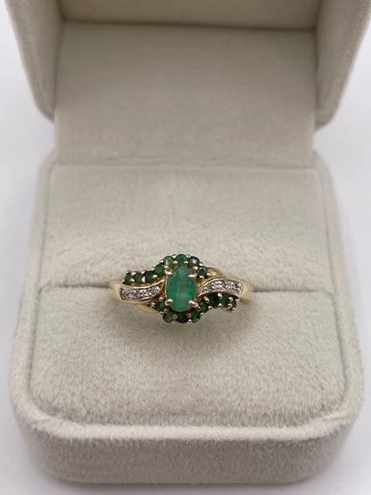 9ct gold emerald and diamond ring