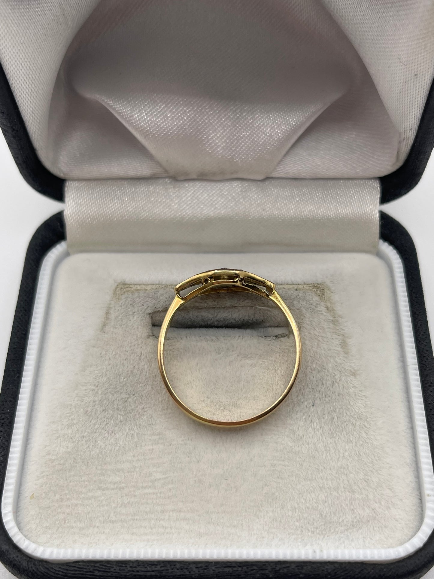 18ct gold platinum diamond ring
