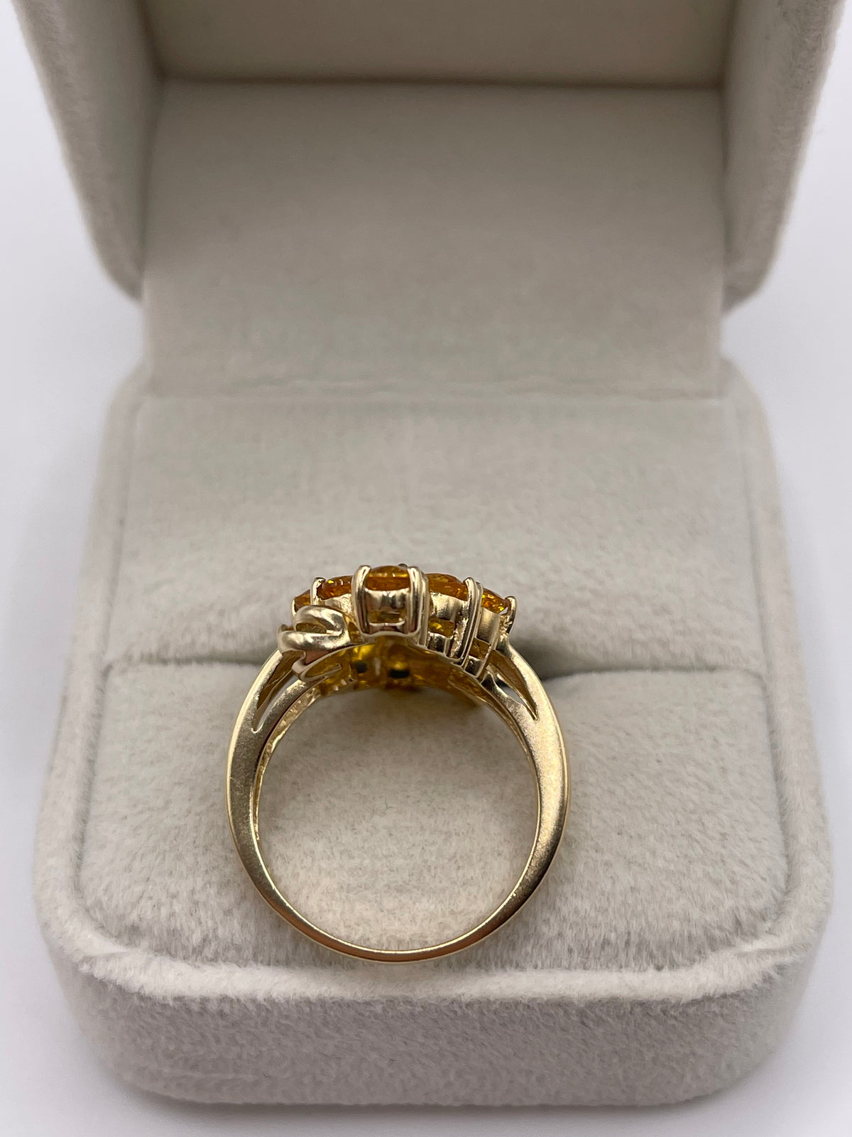 9ct gold sapphire cluster ring