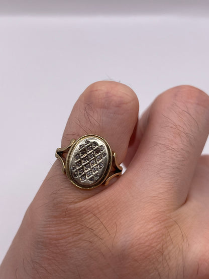9ct two tone gold diamond ring