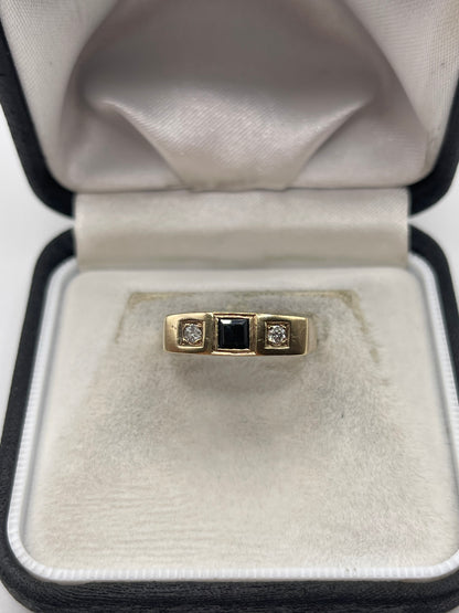9ct gold sapphire and diamond ring
