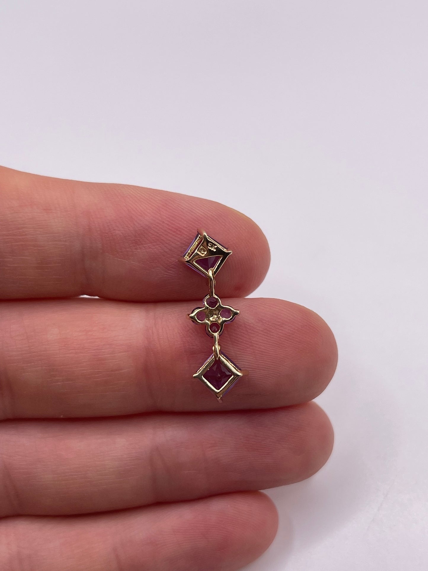 9ct gold amethyst pendant